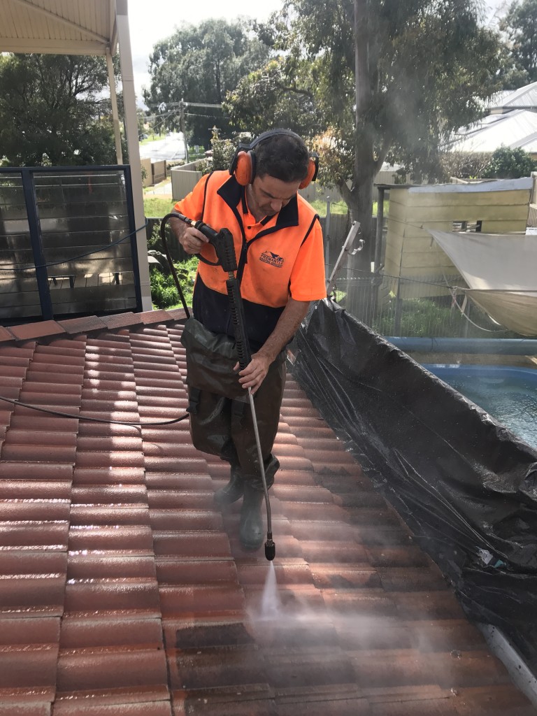 pressure cleaning a roof
